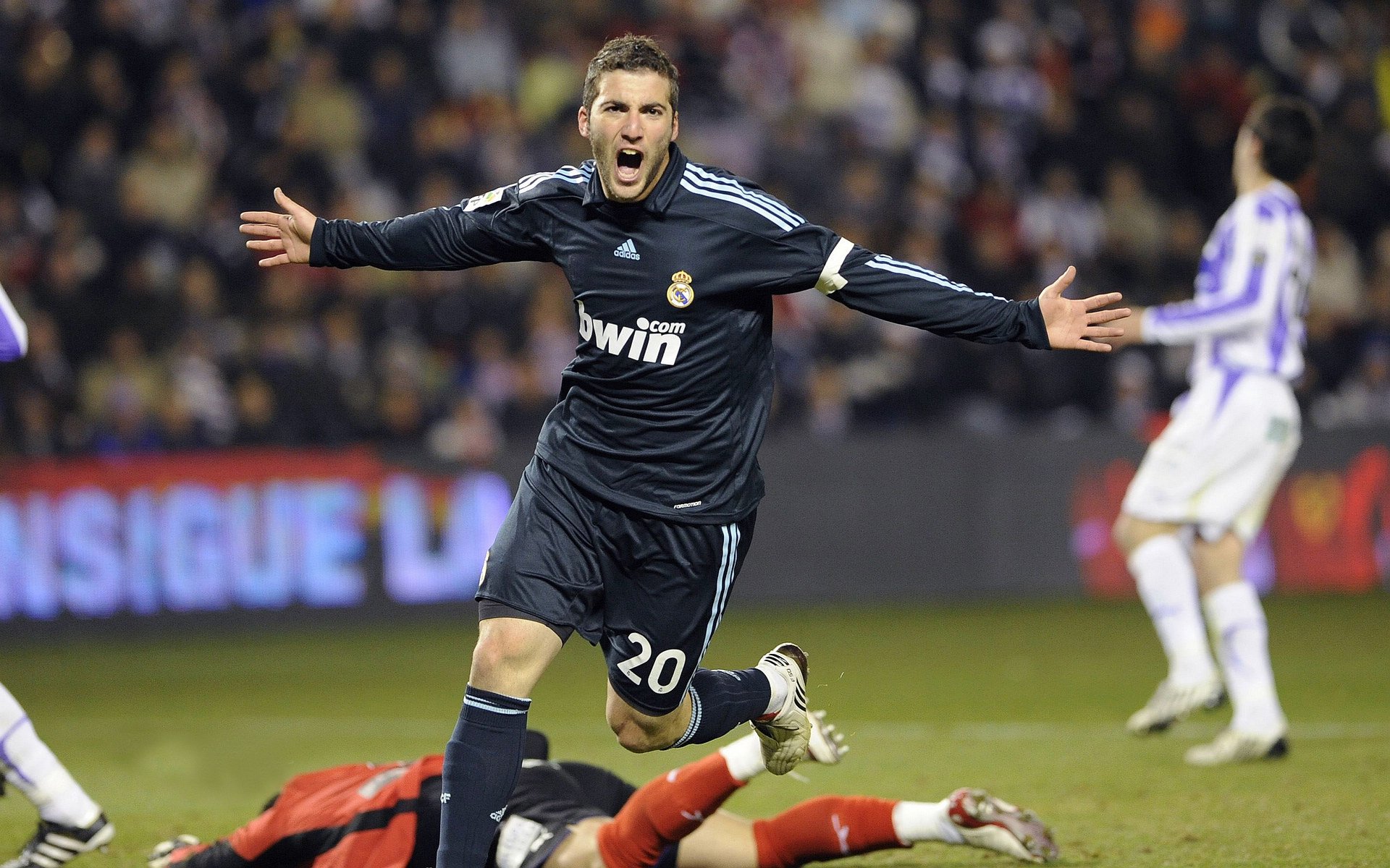 JackeyLove遭遇十连败,热火教练面临压力!